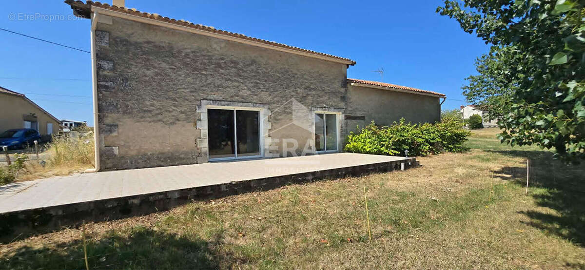 Maison à MONTPON-MENESTEROL