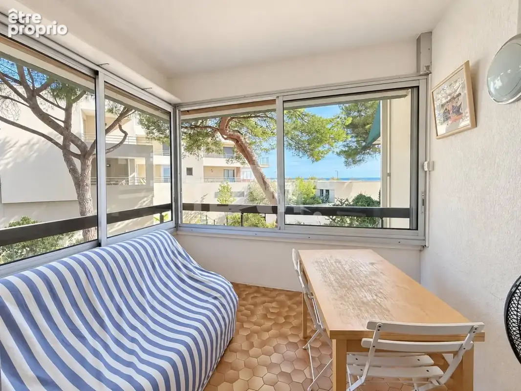 Studio avec cabine, loggia vitrée et vue mer à Sète - photo 6