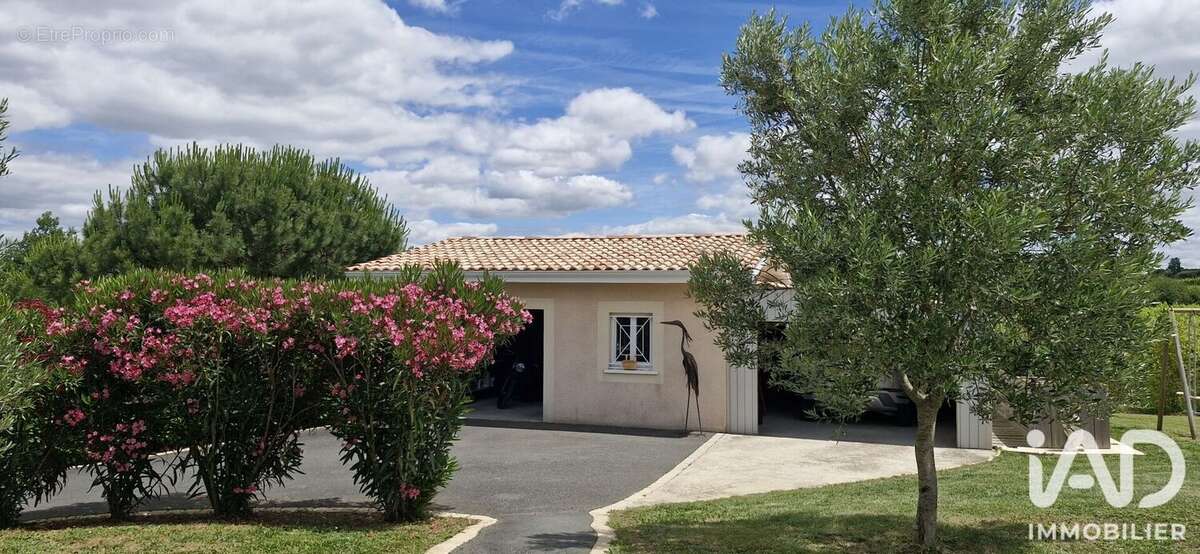 Photo 7 - Maison à PUJOLS