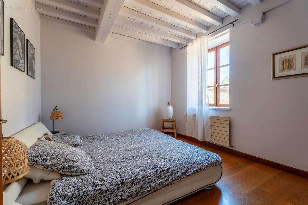 Maison à SAINT-GERMAIN-SUR-L&#039;ARBRESLE