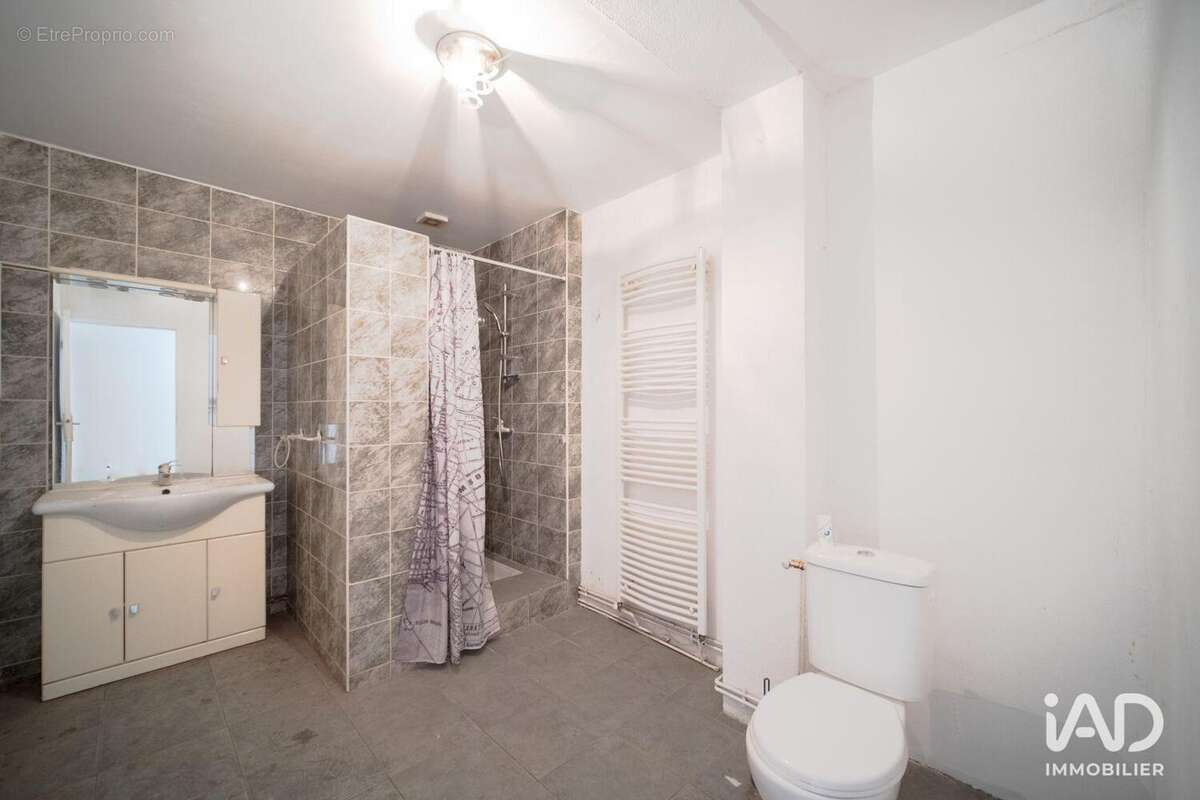 Photo 6 - Commerce à HOMECOURT