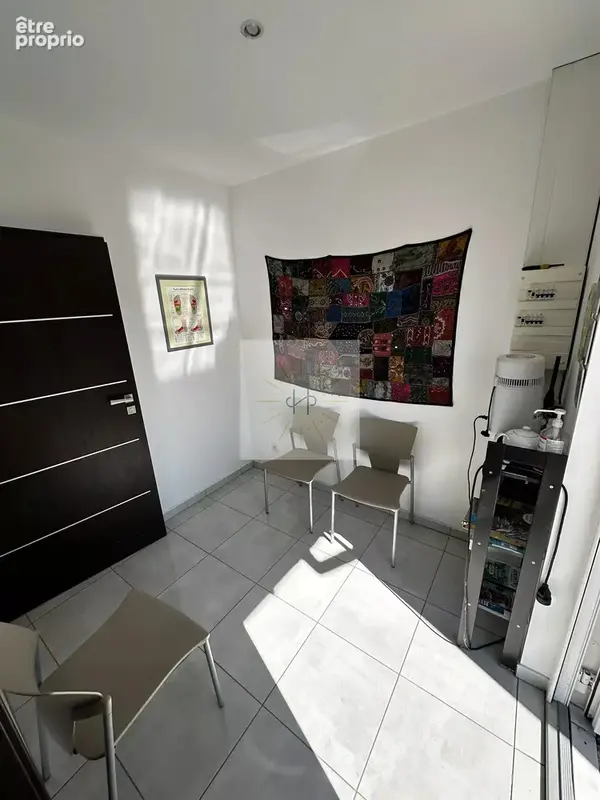 Commerce 45 m² à vendre à La Begude-De-Mazenc (26160) - photo 2