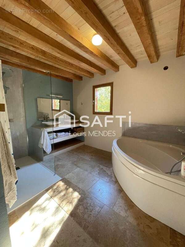 Maison 140 m² à Vers  - photo 5