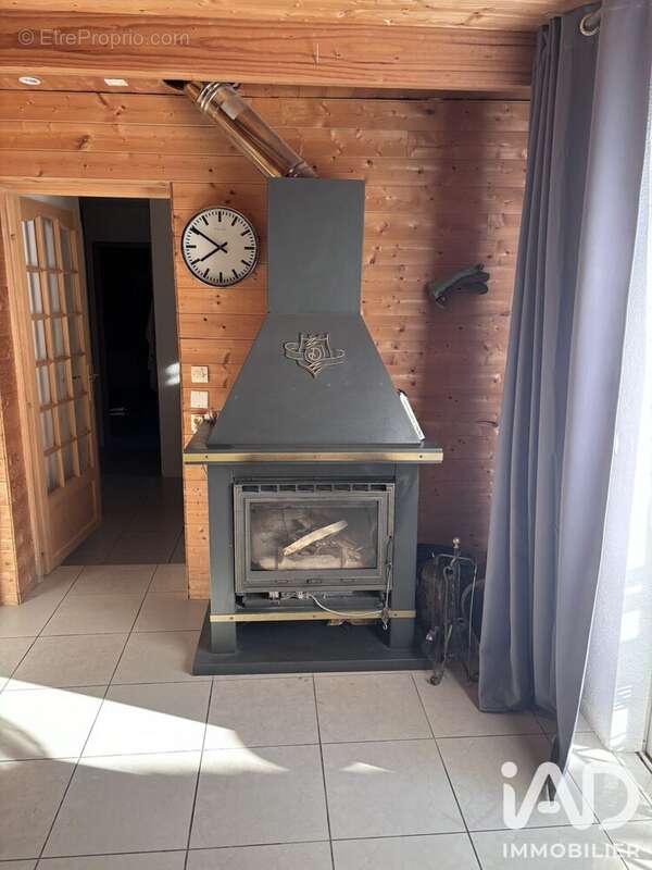 Maison 269 m² à Yzeure  - photo 9
