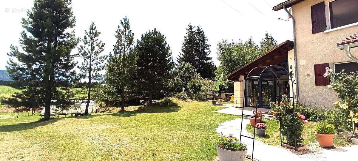 Maison à LA CHAPELLE-EN-VERCORS