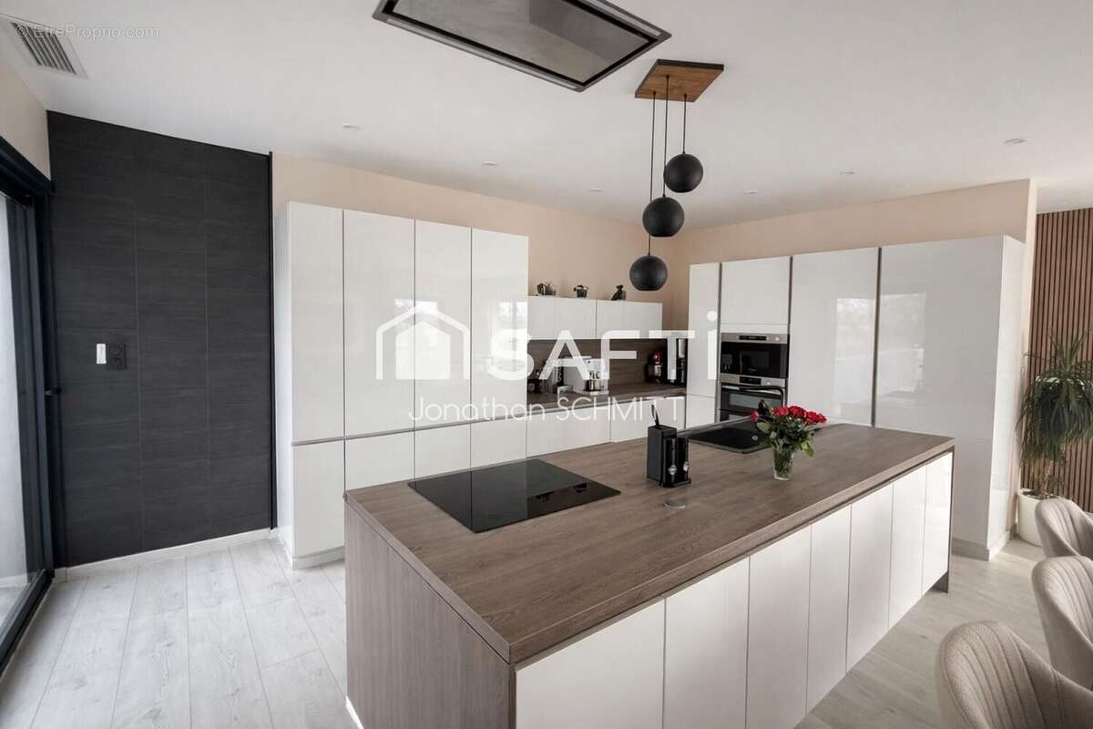 Photo 2 - Maison à CAZILHAC