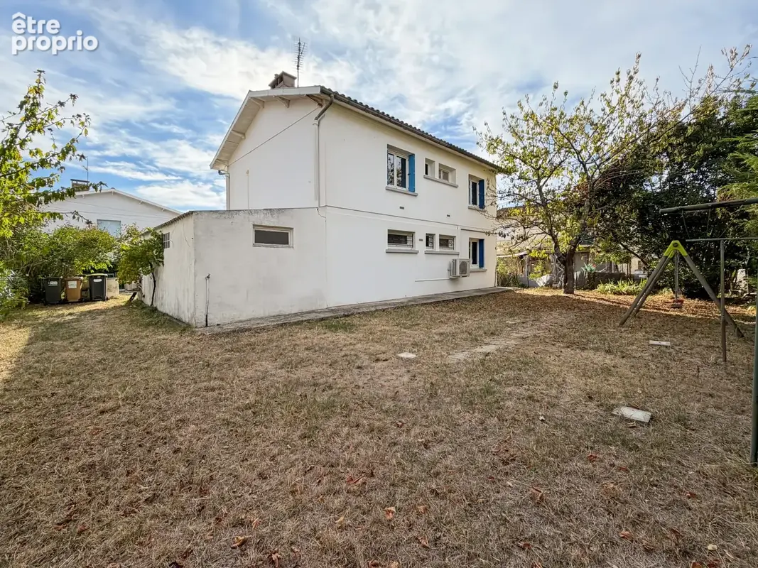Maison 5 pièces 95 m² à vendre à Villeneuve-Tolosane (31270) - photo 2