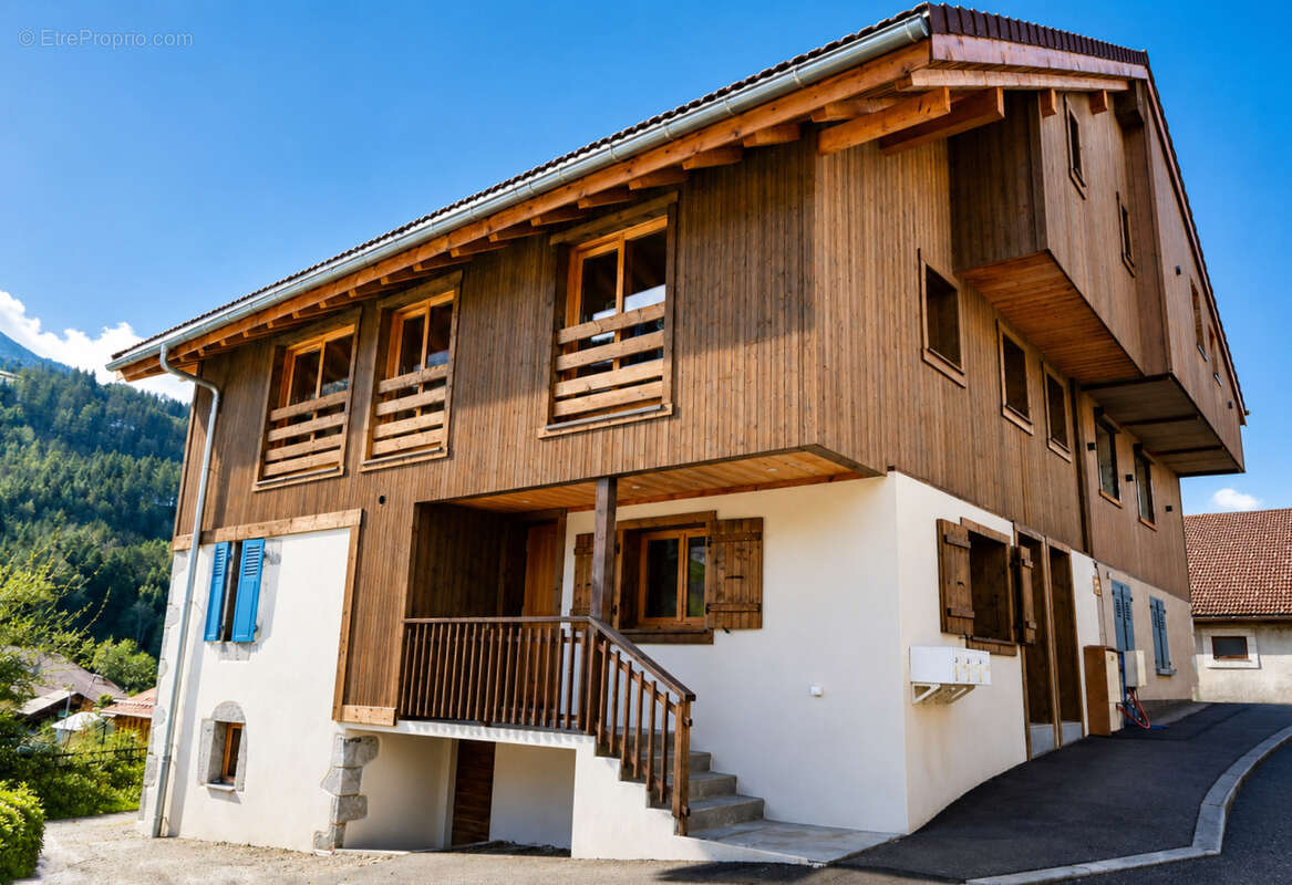 Appartement à LES VILLARDS-SUR-THONES