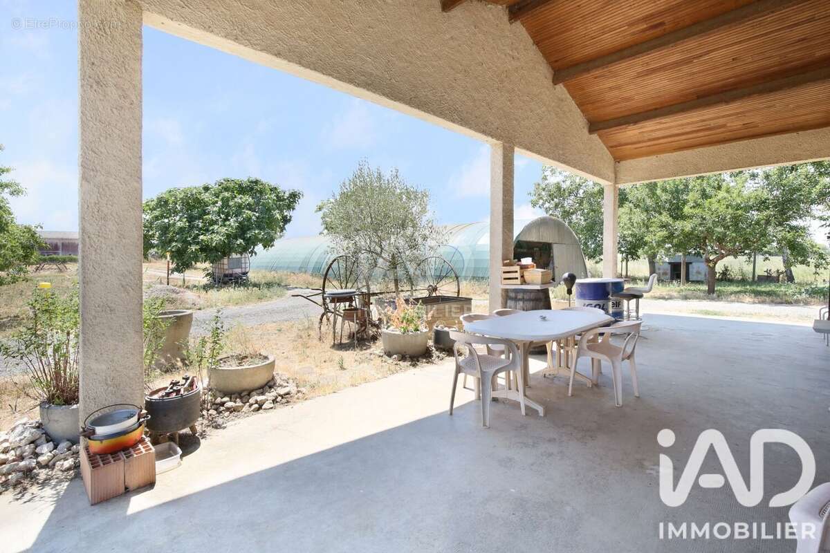 Maison 137 m² à Saint-Jory  - photo 6