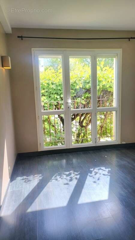 Appartement à YERRES