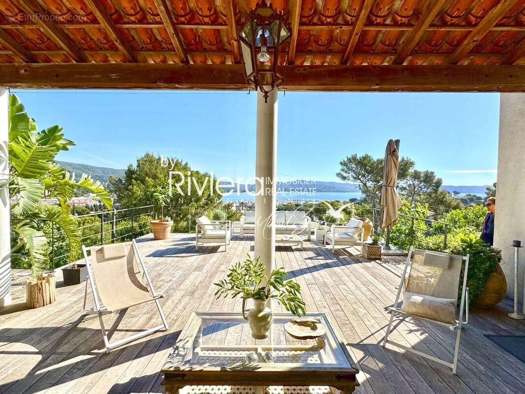 Maison à CAVALAIRE-SUR-MER