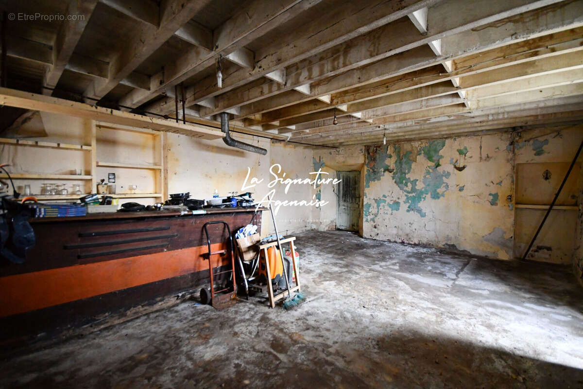 Maison à SAINT-AVIT-FRANDAT