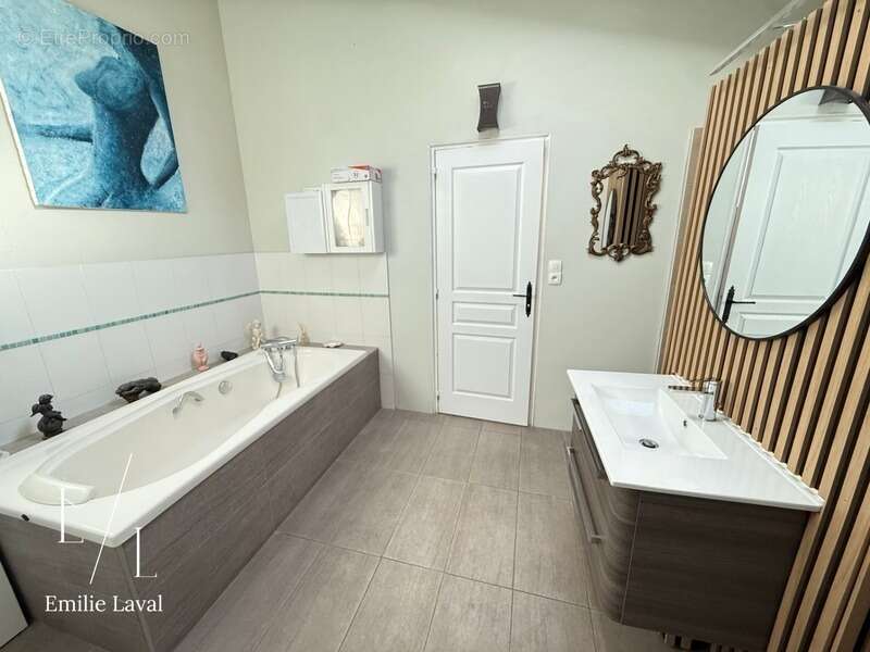Maison en pierre 4 chambres avec dépendances et piscine à SAINT VINCENT DE PERTIGNAS (33) - photo 10