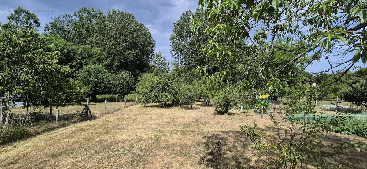 Maison à NOGENT-SUR-VERNISSON