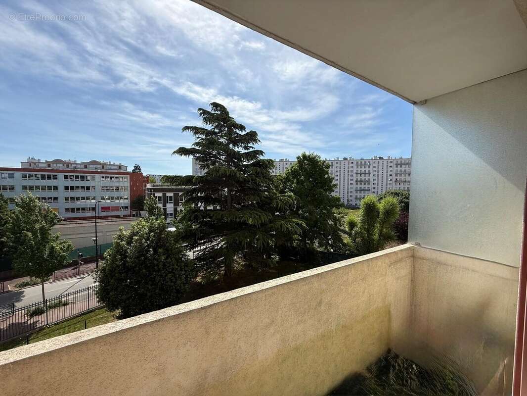 Appartement à BAGNEUX