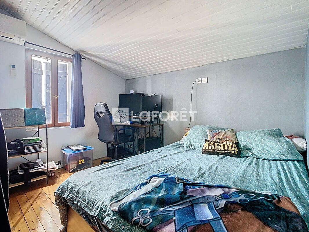 Maison à SAINT-PORQUIER