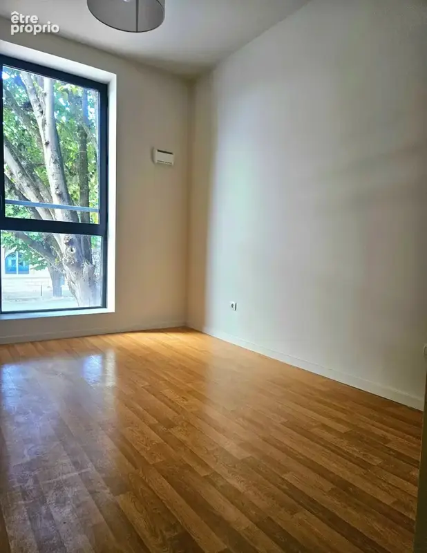 Appartement Bordeaux Centre T3 avec Loggia et parking privé couvert - photo 4