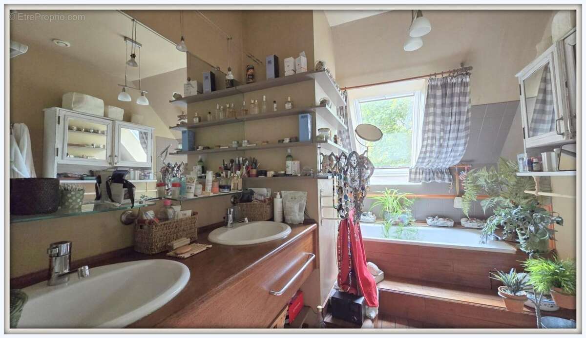 Maison à vendre 7 pièces VAUREAL (95) - photo 12
