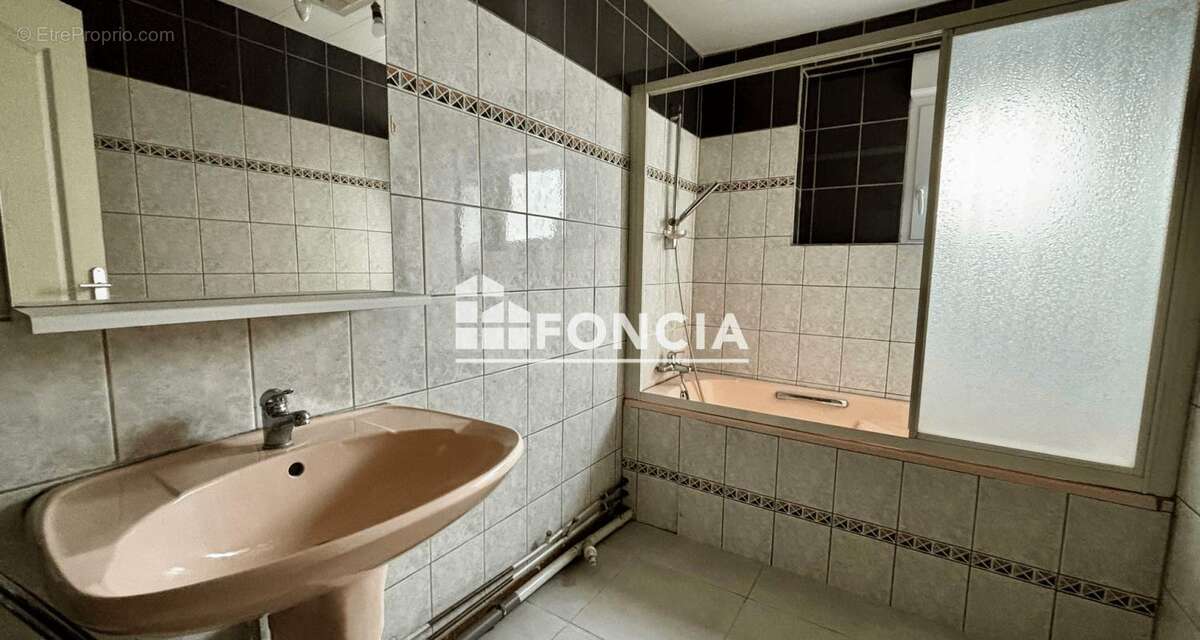 Maison à SAINT-MARCEL