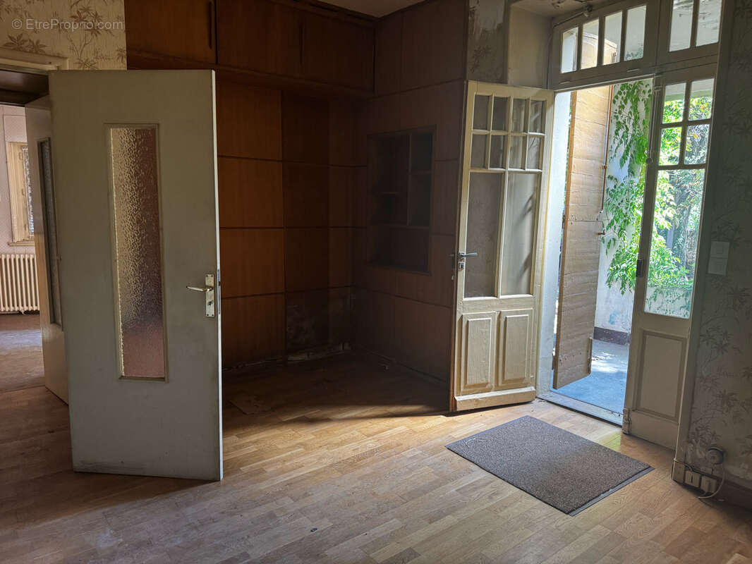 Bien de caractère à Annonay - Quartier recherché - photo 15