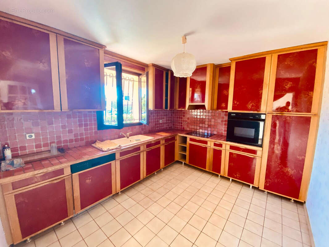 Maison à VILLENEUVE-DE-LA-RAHO