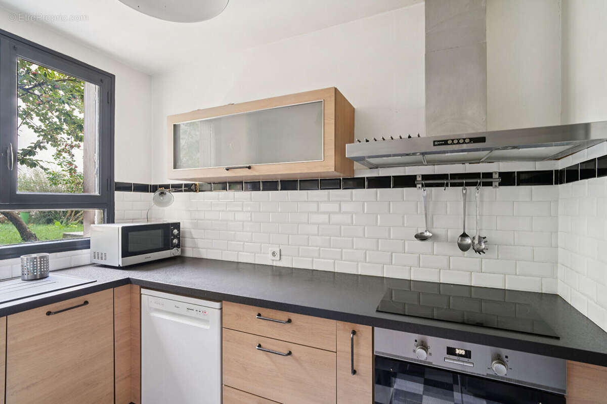 Appartement à PARIS-20E