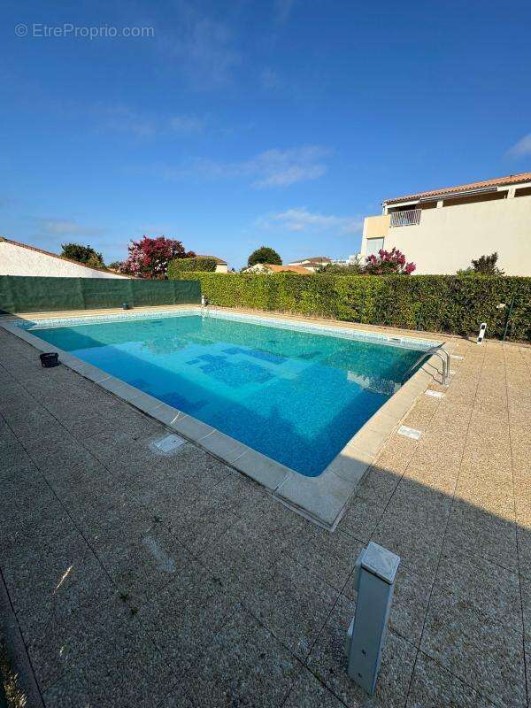 Appartement à VAUX-SUR-MER