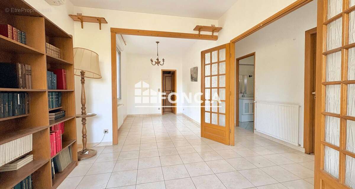 A vendre maison aux aubes libre - stationnement + jardin - photo 7