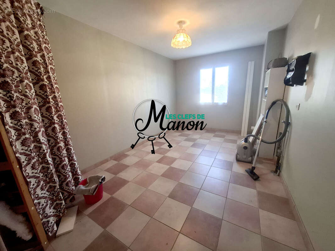 Maison à CHATEAUPONSAC