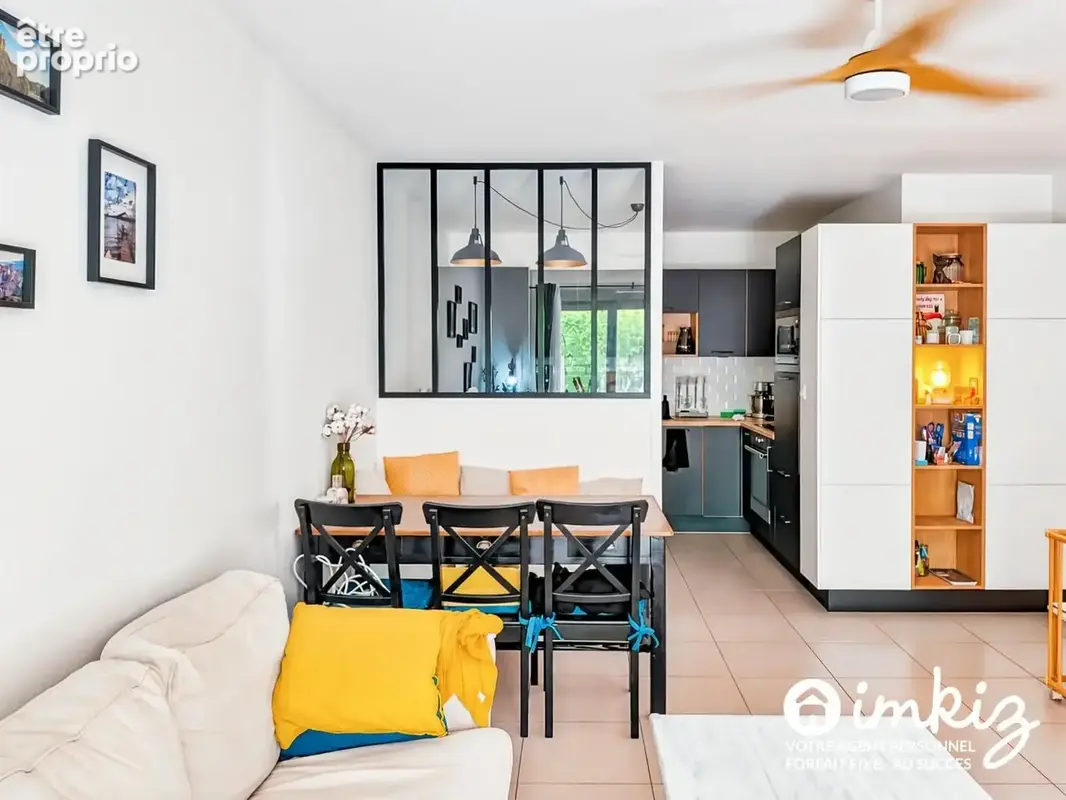 T4 récent de 75 m² avec jardin, terrasse et garage - photo 2