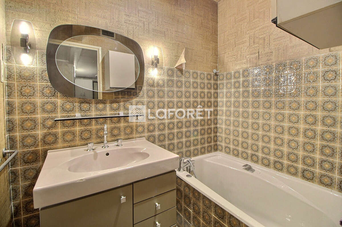 Appartement à SURESNES