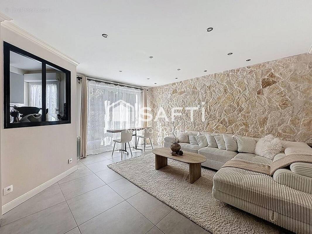 Photo 1 - Appartement à VILLENEUVE-LE-ROI