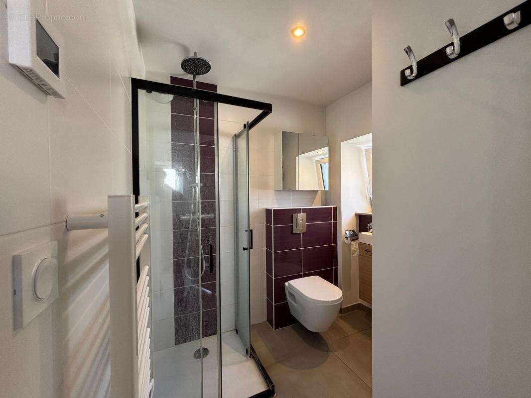 Maison à SAINT-LAURENT-DU-PONT