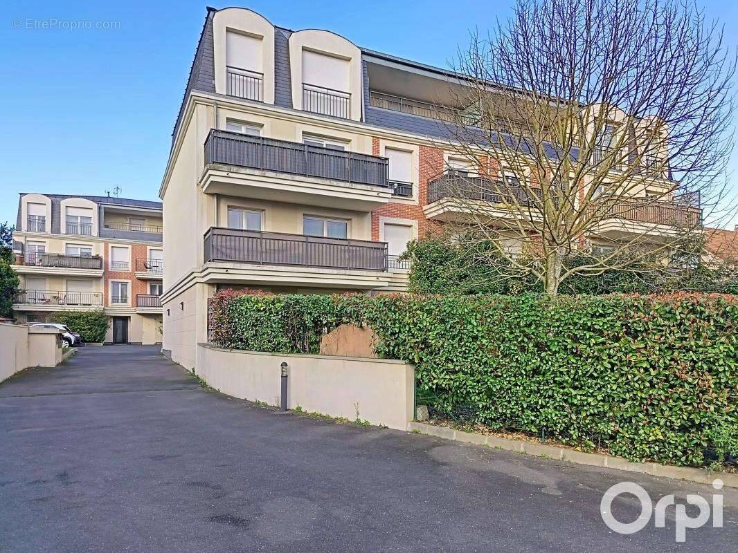 Appartement à LONGJUMEAU