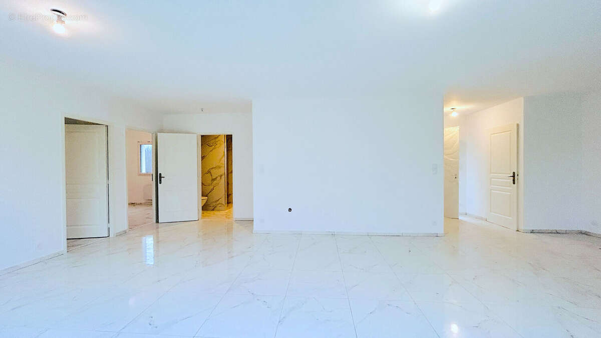 Maison à SAINT-ANDRE-DE-CUBZAC