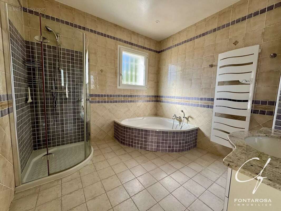 Maison à SAINT-RAPHAEL