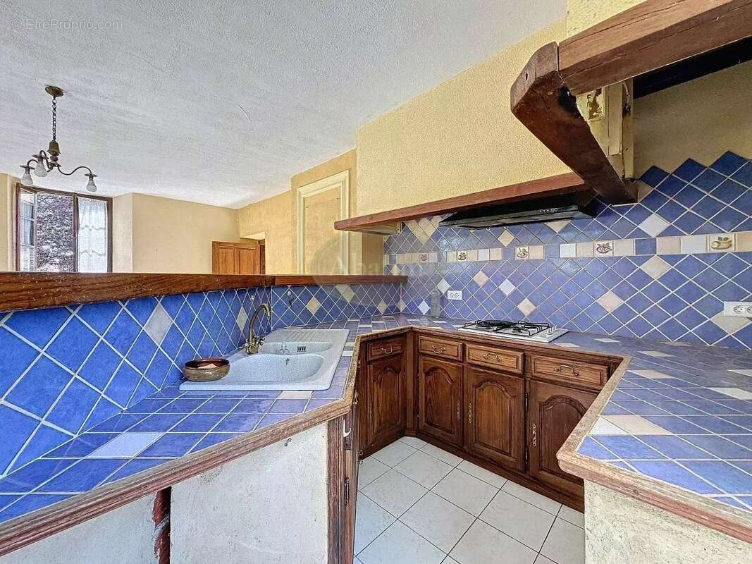 Maison à MONLEON-MAGNOAC