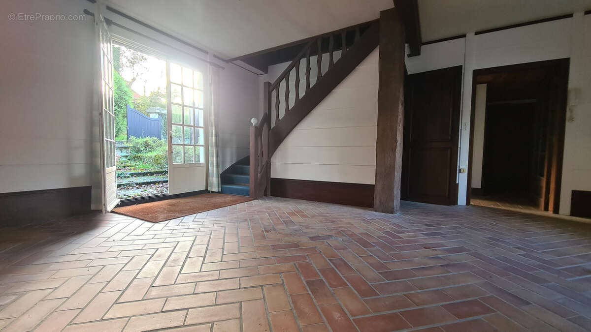 Maison à RECQUES-SUR-COURSE