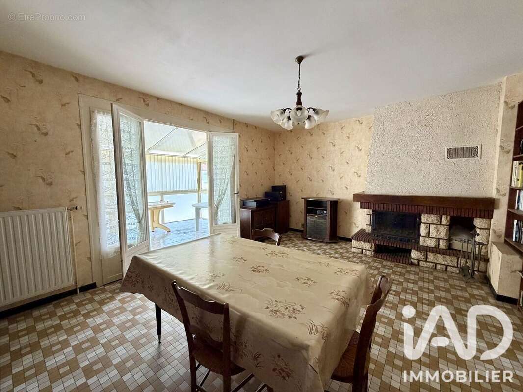 Maison 104 m² à Le Tallud  - photo 4