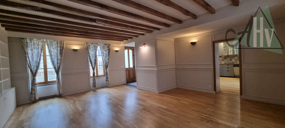 Maison à ESTERNAY