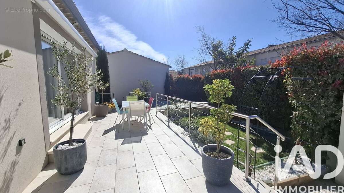 Photo 8 - Maison à CAUMONT-SUR-DURANCE