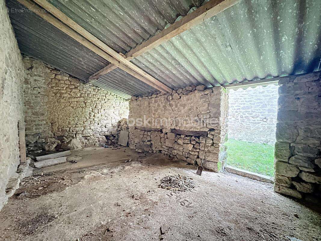 Maison à CLITOURPS
