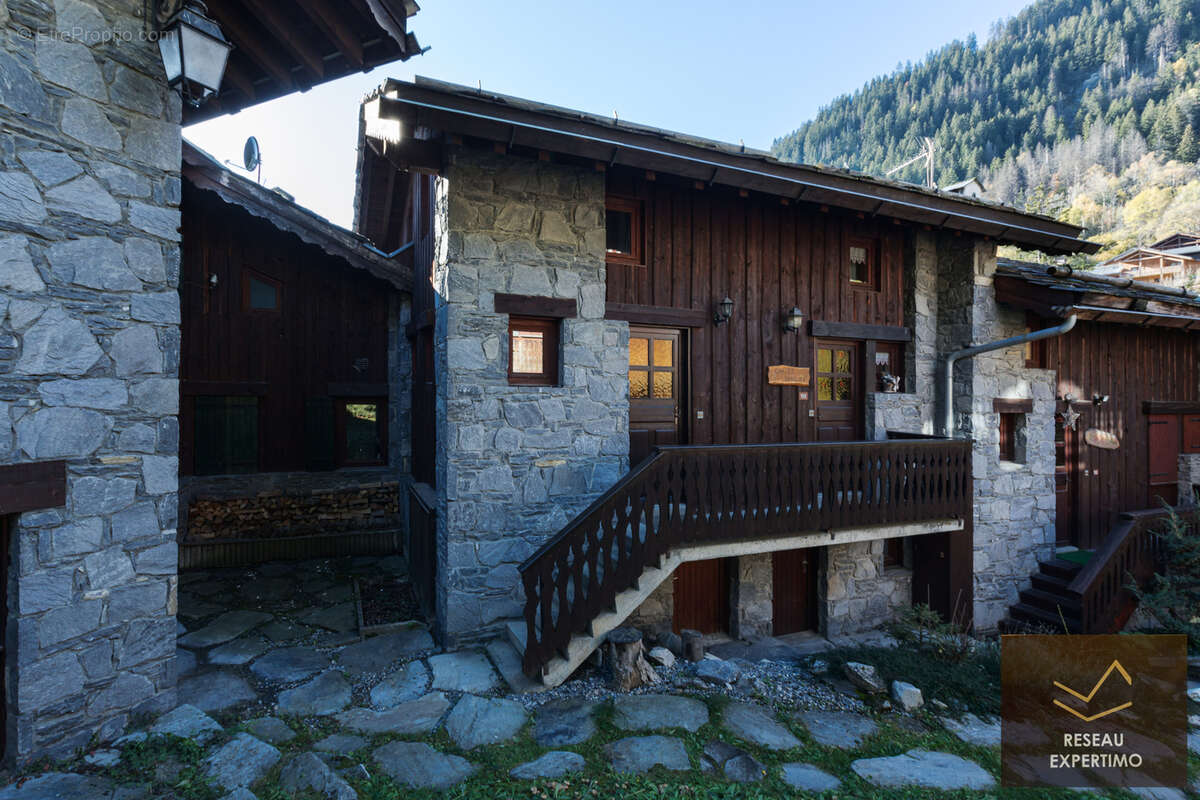 Appartement à CHAMPAGNY-EN-VANOISE