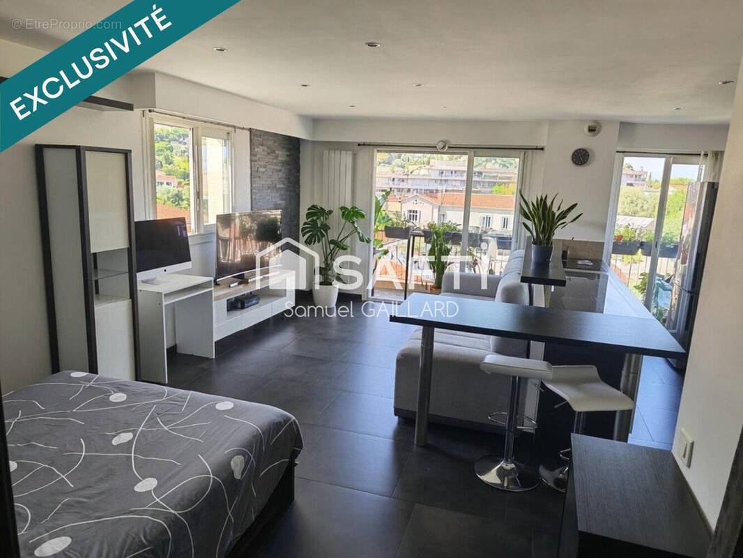 Photo 1 - Appartement à VALLAURIS