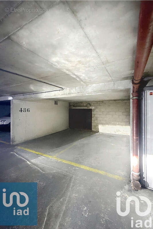 Photo 5 - Parking à PARIS-20E
