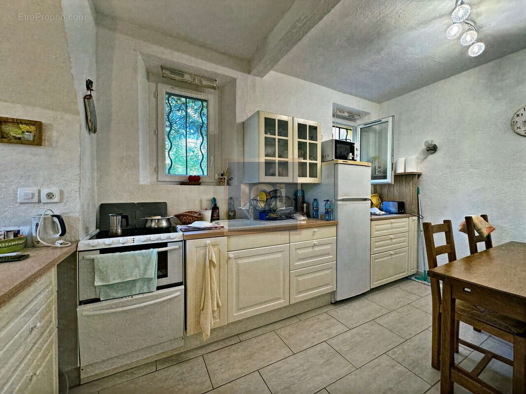 Appartement 52 m² à Sainte-Maxime  - photo 4