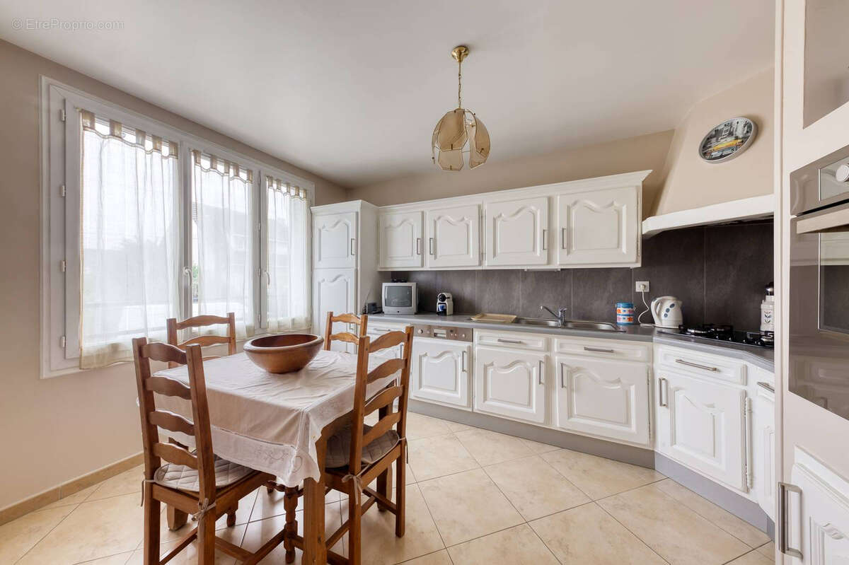 Maison à PONTAULT-COMBAULT