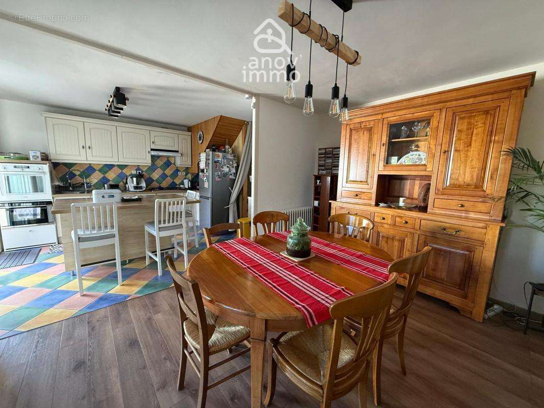Maison à L'ISLE-D'ESPAGNAC