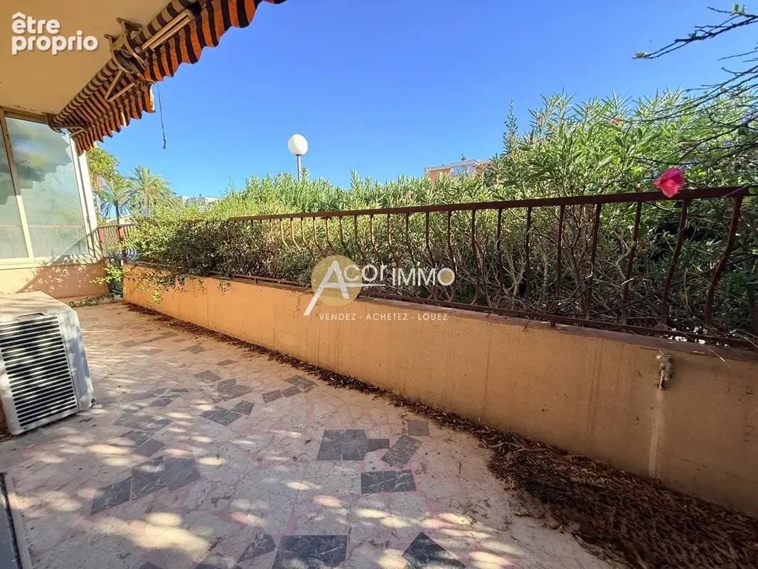 Appartement à SANARY-SUR-MER