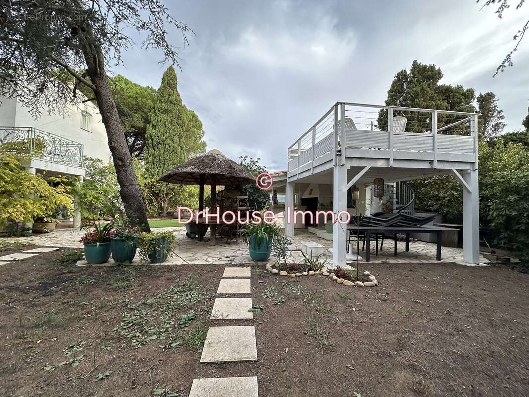Maison 530 m² à Agde  - photo 97